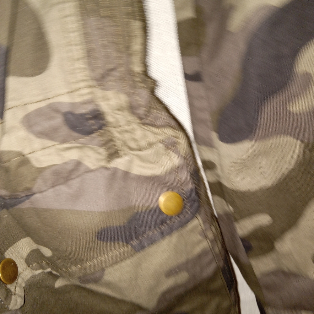 LOVE TREE Camo Jacket - Picture 4 of 8